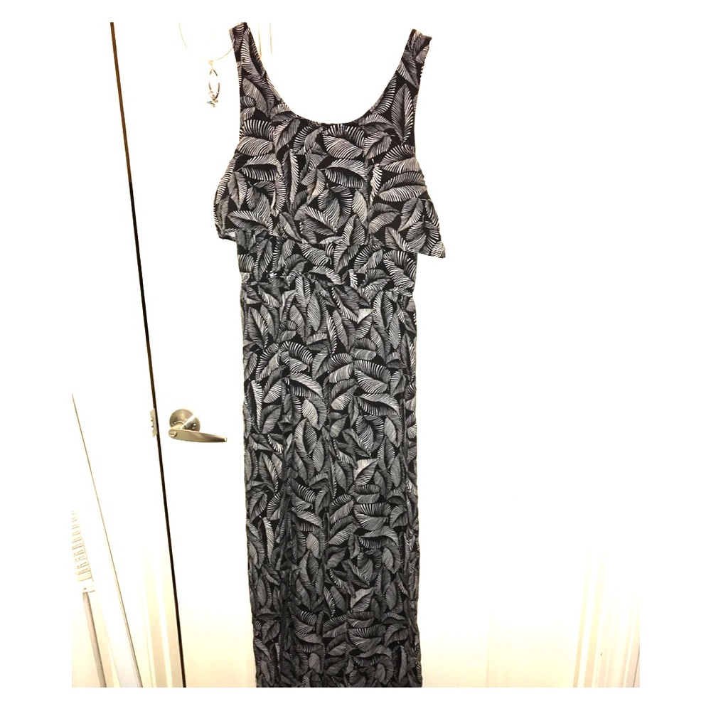 Maxi Dress ! 👗🌿
